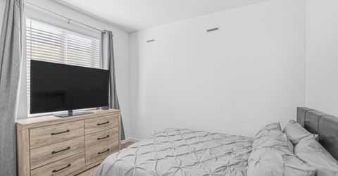 8629 Lakha Cir, Sacramento, CA 95828 Photo