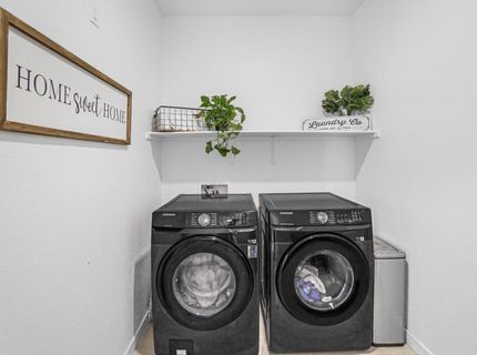 8629 Lakha Cir, Sacramento, CA 95828 Photo