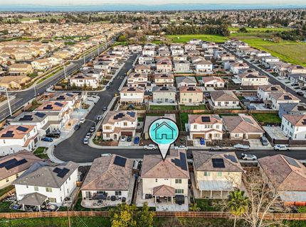 8629 Lakha Cir, Sacramento, CA 95828 Photo