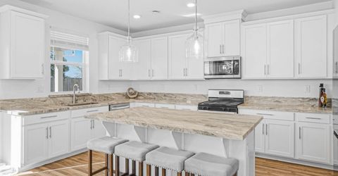 8629 Lakha Cir, Sacramento, CA 95828 Photo