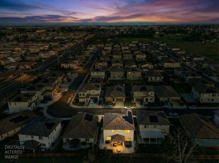 8629 Lakha Cir, Sacramento, CA 95828 Photo