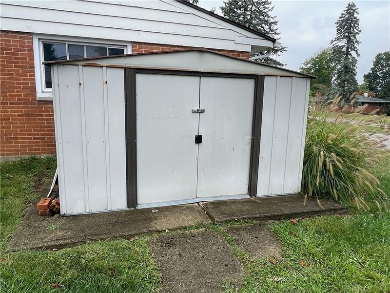 3967 W Barrymore Lane, Beavercreek, OH 45440 Photo 32