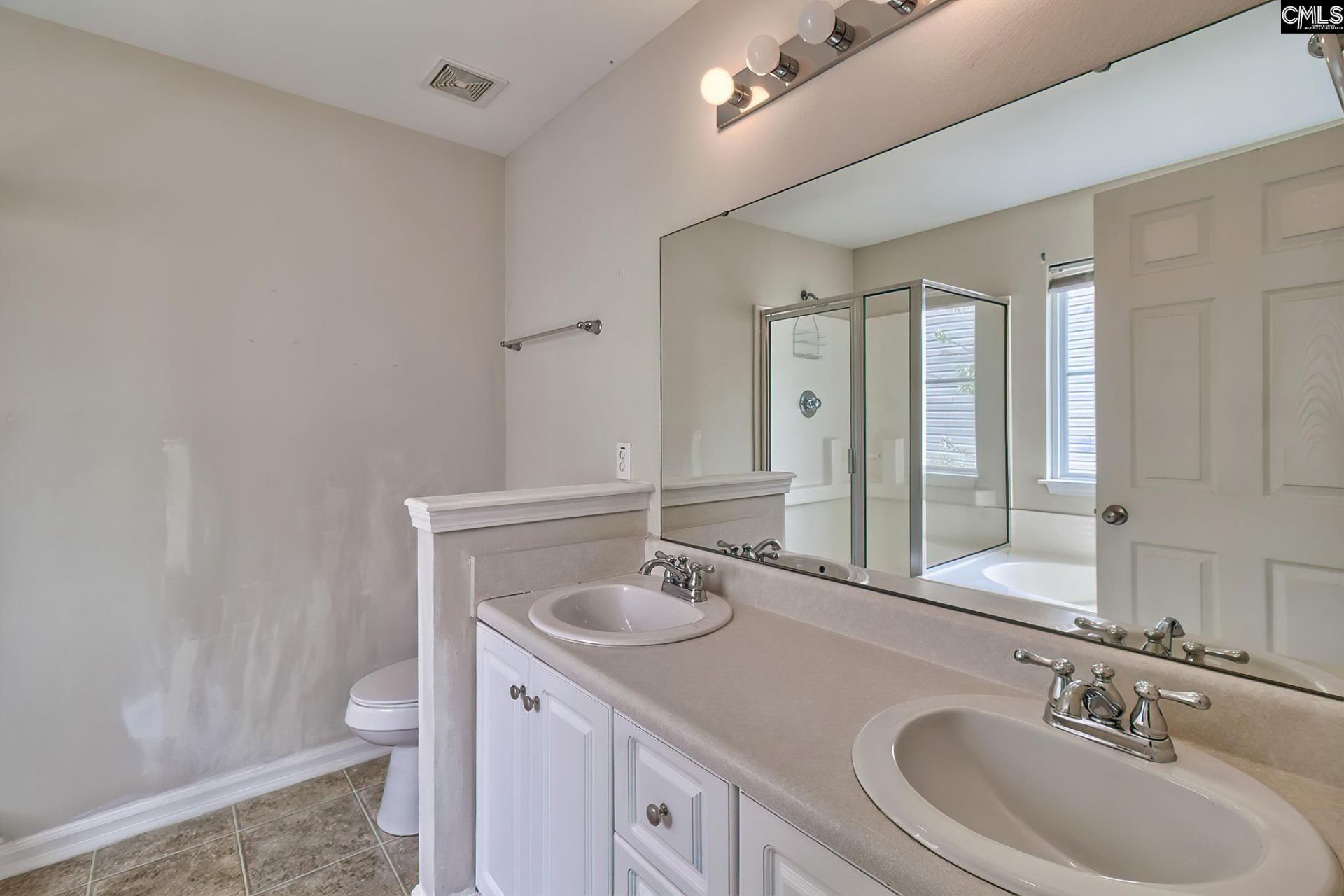 725 Brannigan Lane  Photo 27