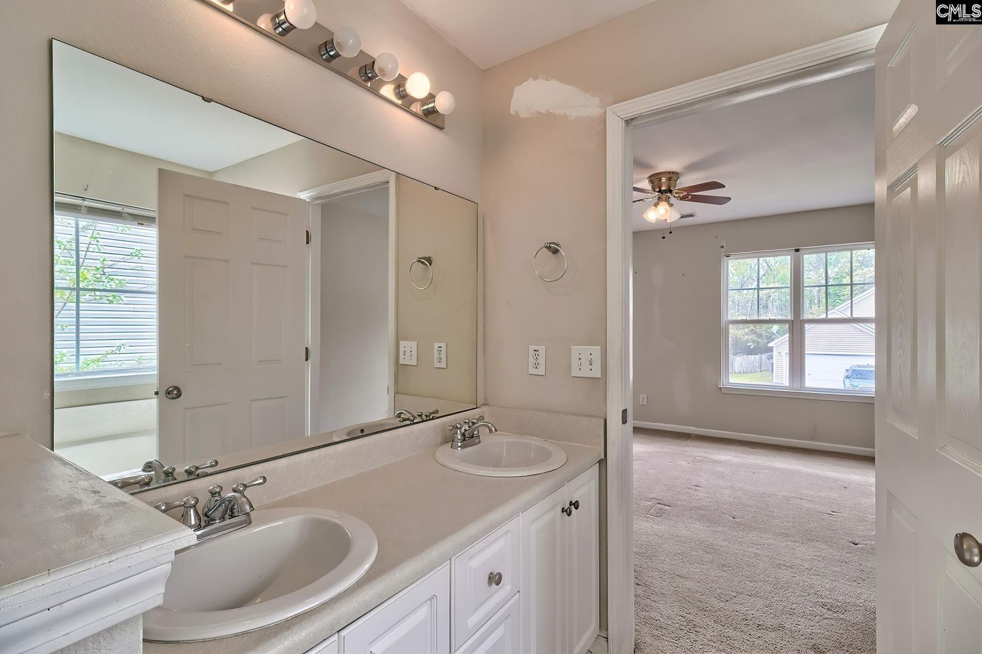 725 Brannigan Lane  Photo 28