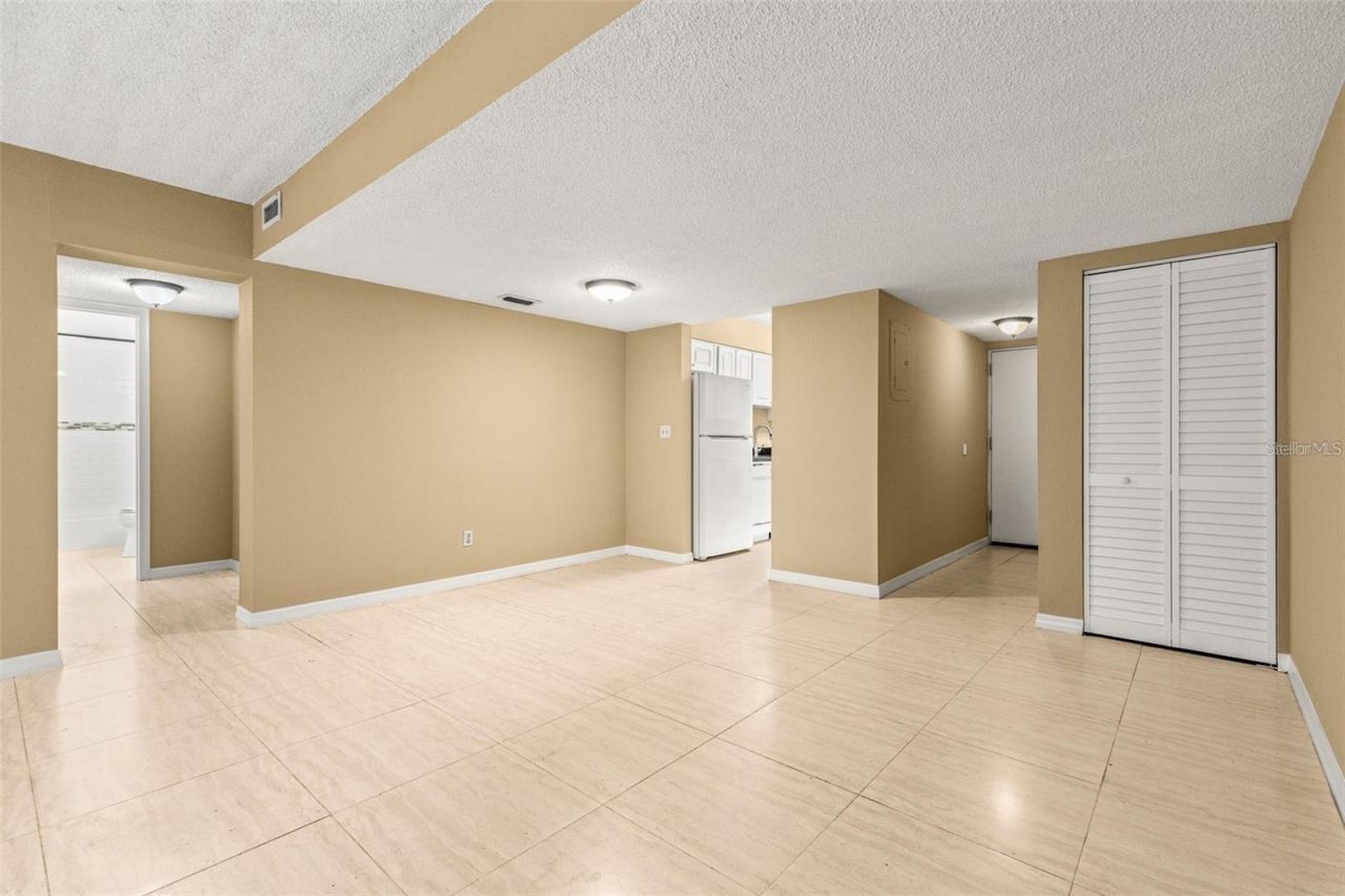 7510 Presley Place , Unit 99-B, Tampa, FL 33617 Photo