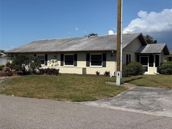 1905 CANTERBURY LANE, Unit E-9, SUN CITY CENTER, FL 33573
