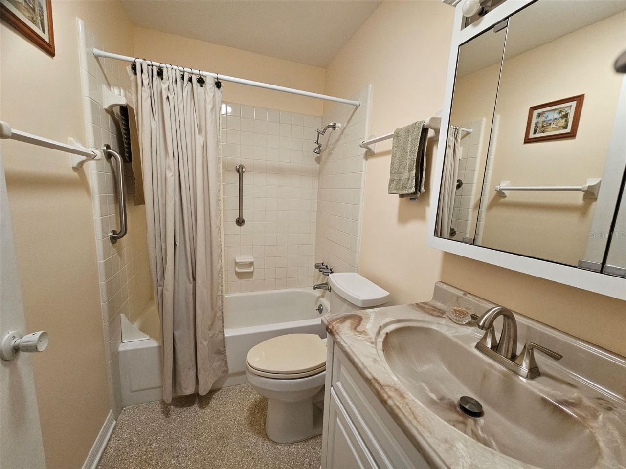 1905 Canterbury Lane , Unit E-9, Sun City Center, FL 33573 Photo