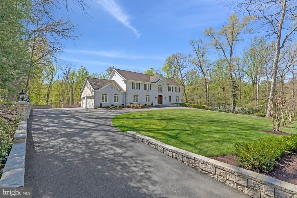 8611 Brook Road, McLean, VA 22102 Main Photo