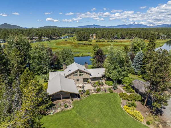 55635 Gatehouse Lane, Bend, OR 97707