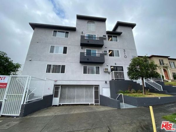 310 S Kenmore Avenue, Unit 204, Los Angeles, CA 90020
