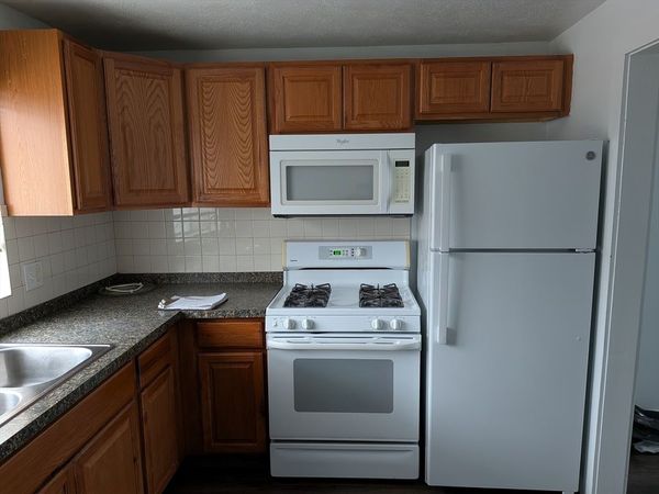 83-R Hobartst, Unit C4, Danvers, MA 01923