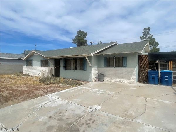 3056 Greenbriar Drive , Las Vegas, NV 89121