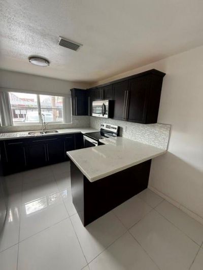 12617 NW 11 Lane , Unit 12617, Miami, FL 33182 Photo