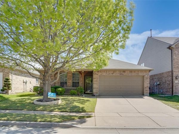 8928 Silent Brook Lane, Fort Worth, TX 76244