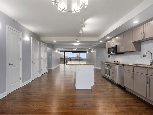 600 Admiral Boulevard, Unit 601, Kansas City, MO 64106