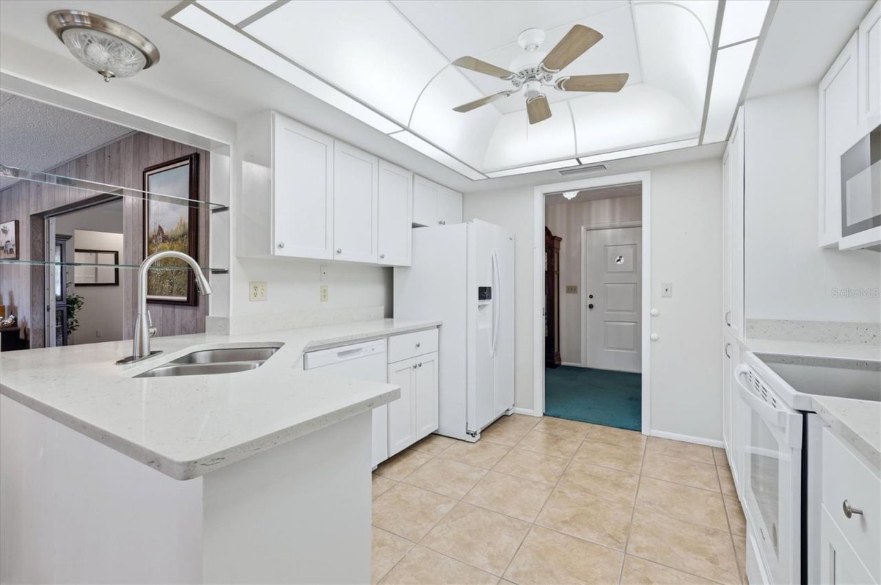 5361 San Juan Drive , Sarasota, FL 34235 Photo