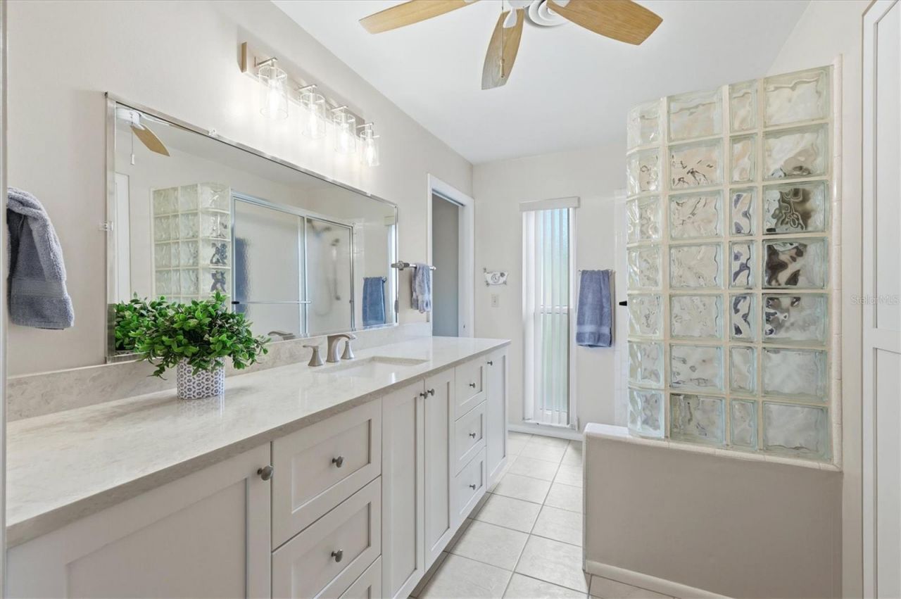 5361 San Juan Drive , Sarasota, FL 34235 Photo