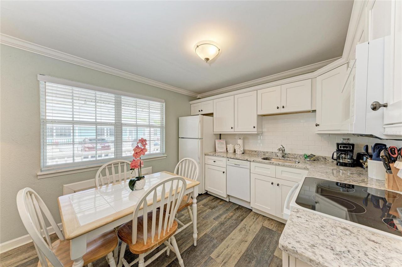 1603 Gulf Dr N, Unit 26, Bradenton Beach, FL 34217 Photo