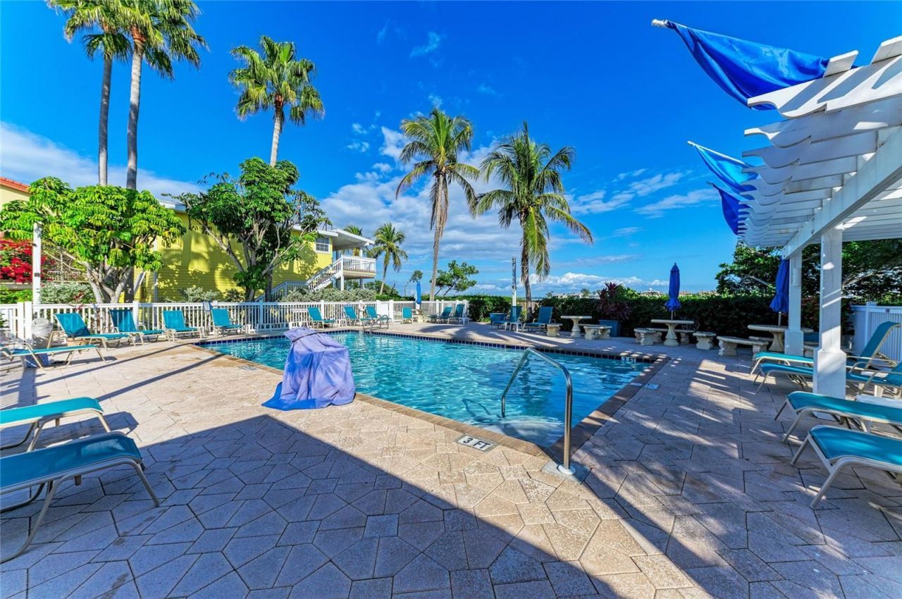 1603 Gulf Dr N, Unit 26, Bradenton Beach, FL 34217 Photo