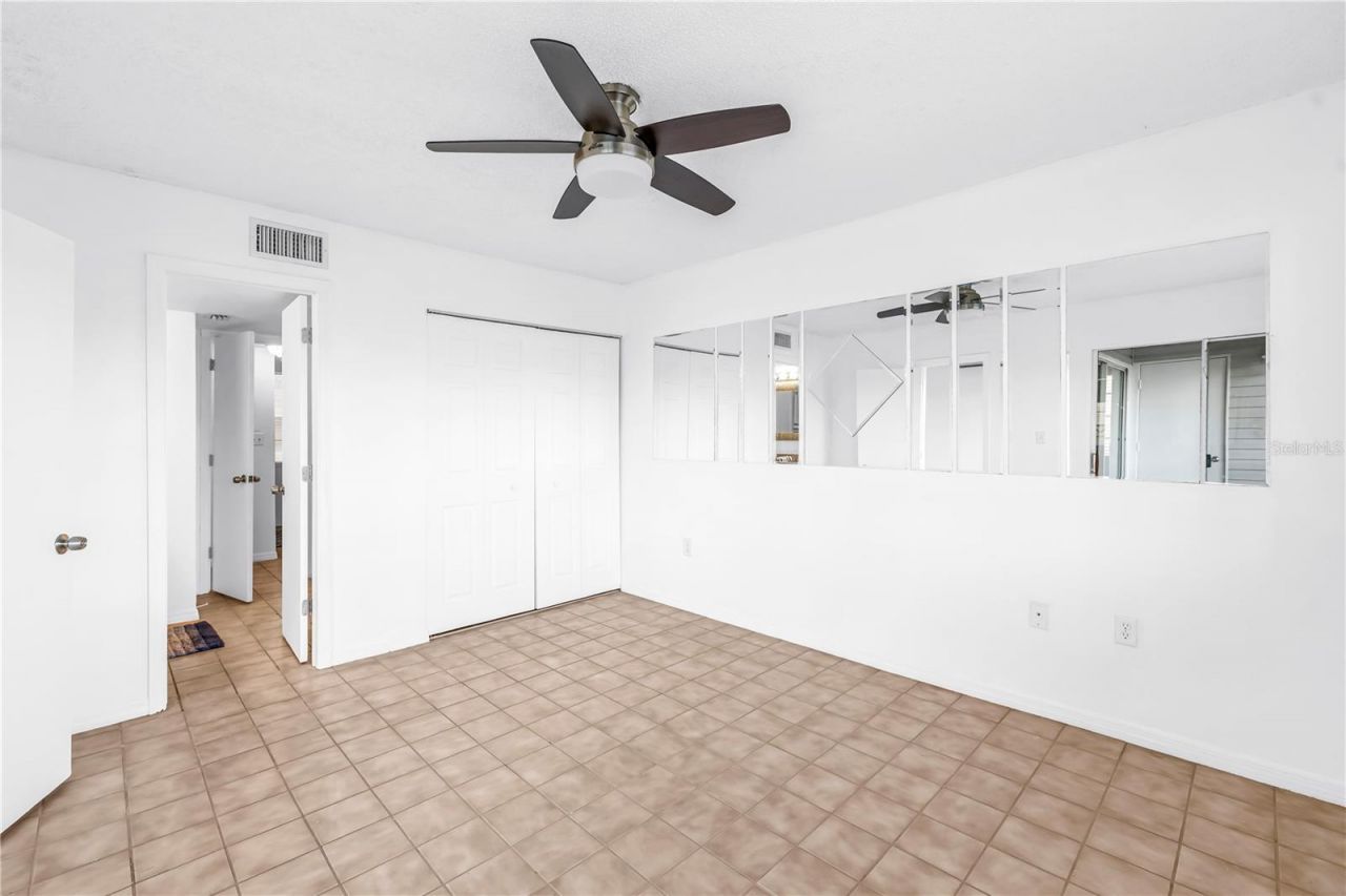 6939 Stones Throw Circle N, Unit 6206, Saint Petersburg, FL 33710 Photo