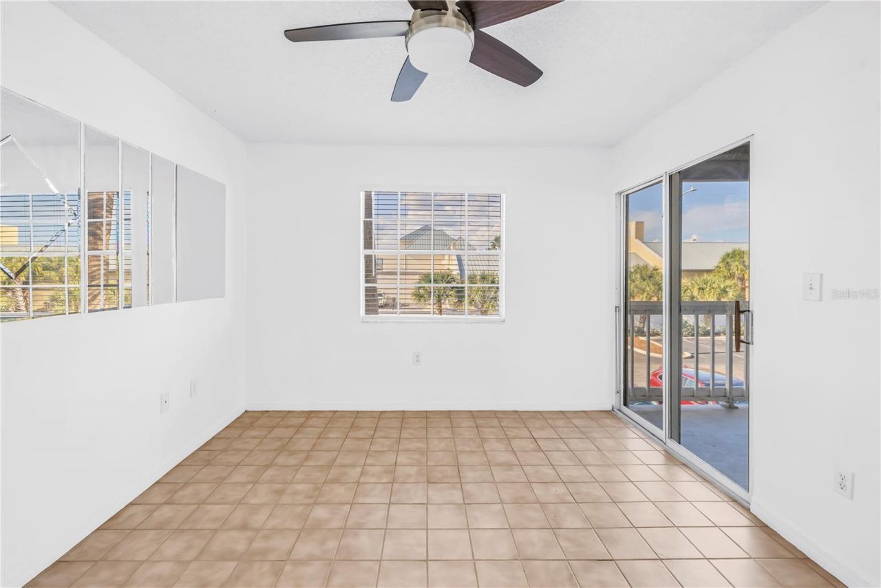 6939 Stones Throw Circle N, Unit 6206, Saint Petersburg, FL 33710 Photo