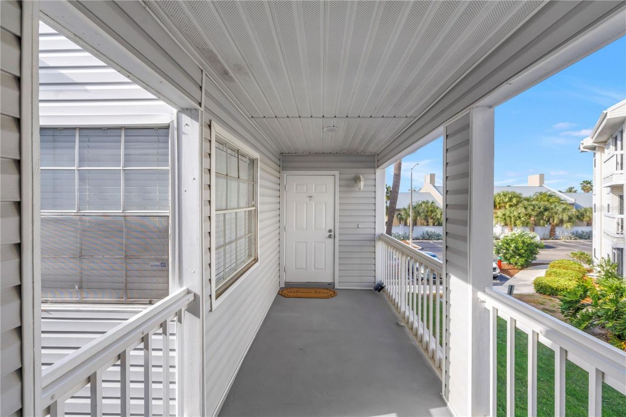 6939 Stones Throw Circle N, Unit 6206, Saint Petersburg, FL 33710 Photo