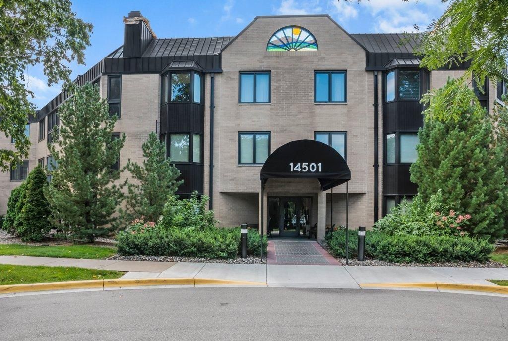 14501 Atrium Way, Unit 217, Minnetonka, MN 55345 Main Photo