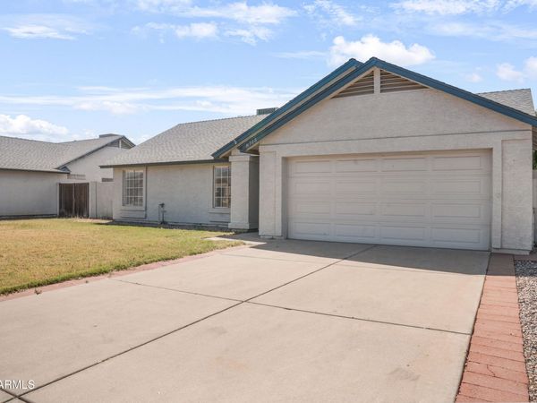 8715 W TOWNLEY Avenue, Peoria, AZ 85345