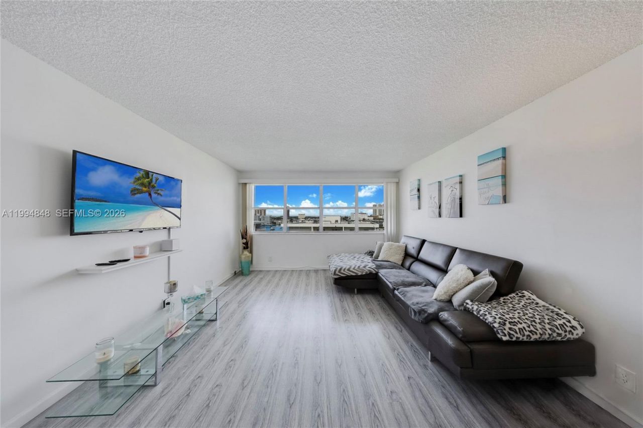 111 Golden Isles Dr , Unit G4, Hallandale Beach, FL 33009 Photo