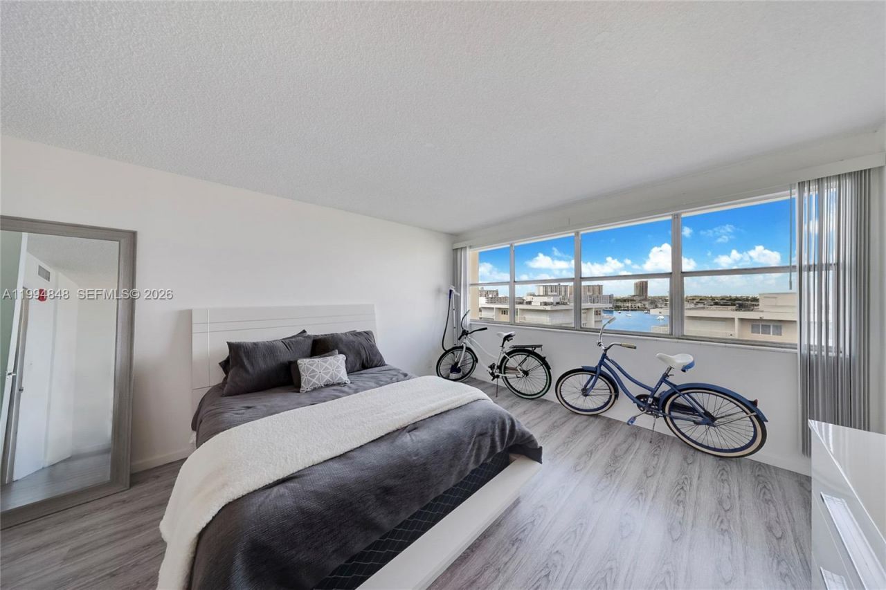 111 Golden Isles Dr , Unit G4, Hallandale Beach, FL 33009 Photo