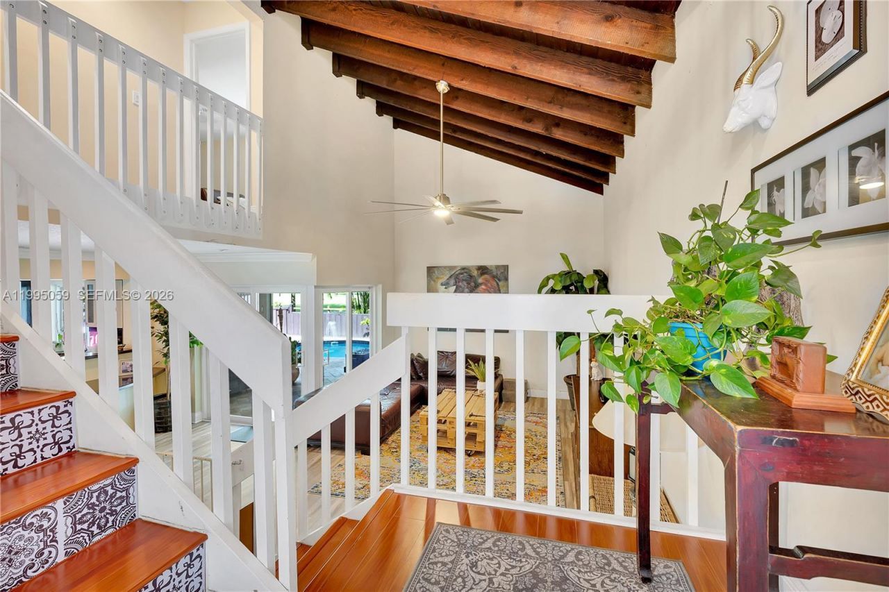 1610 W Sandpiper Cir, Pembroke Pines, FL 33026 Photo