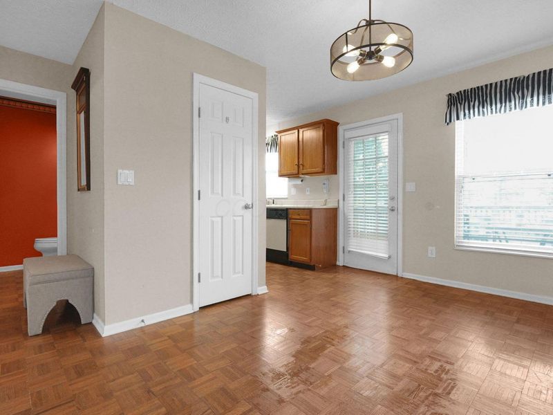 585 Tall Oaks Drive, Columbus, OH 43230 Photo 15