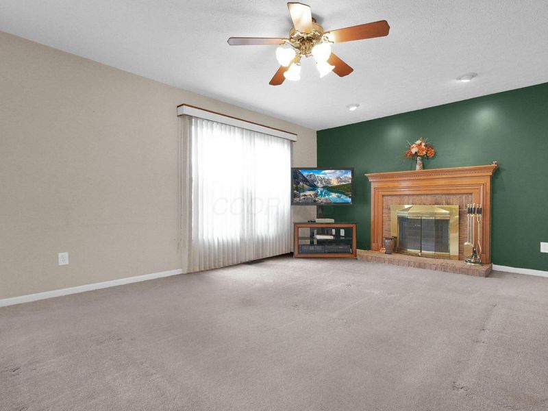 585 Tall Oaks Drive, Columbus, OH 43230 Photo 16