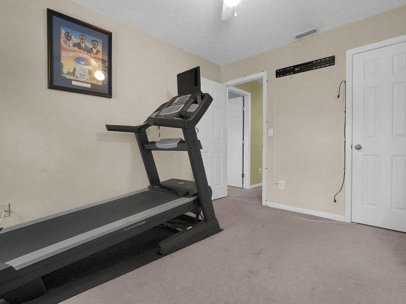 585 Tall Oaks Drive, Columbus, OH 43230 Photo 20