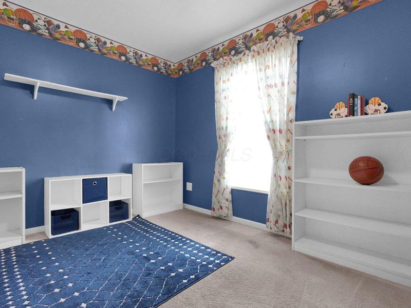 585 Tall Oaks Drive, Columbus, OH 43230 Photo 23