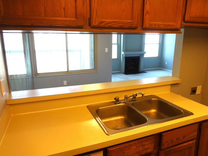 1444 Cliff Court, Unit 35, Columbus, OH 43204 Photo 12