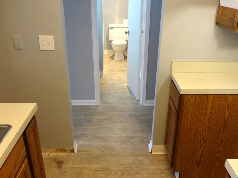 1444 Cliff Court, Unit 35, Columbus, OH 43204 Photo 13