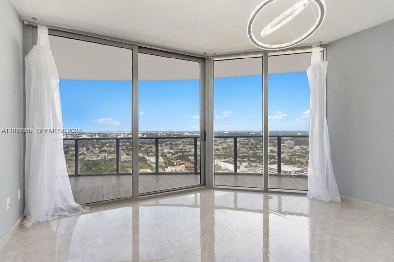 488 NE 18th St , Unit 3801, Miami, FL 33132 Photo