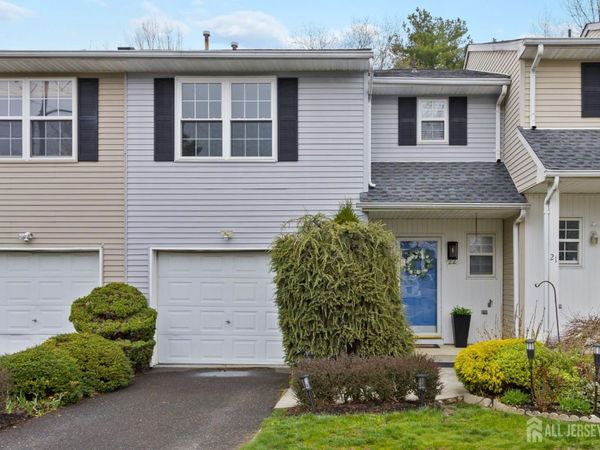 22 Scotto Place, Dayton, NJ 08810