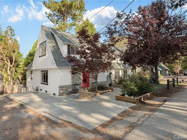 230 Hemlock Drive, Lake Arrowhead, CA 92352