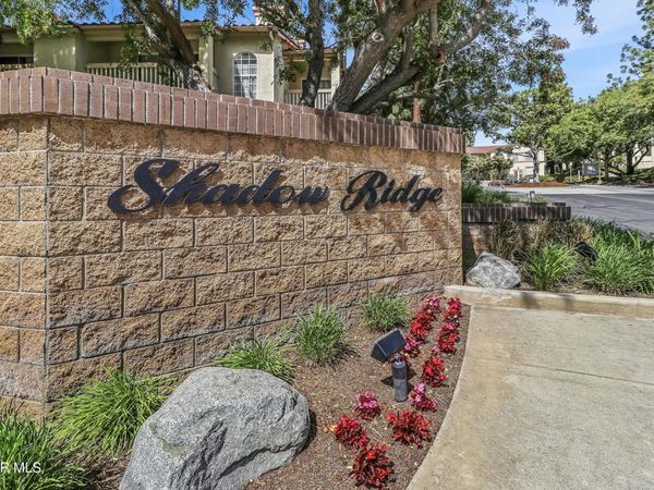 5744 Oak Bend Lane, Unit 203, Oak Park, CA 91377