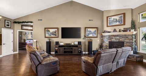 225 Durkin Drive, Lake Almanor, CA 00000 Photo