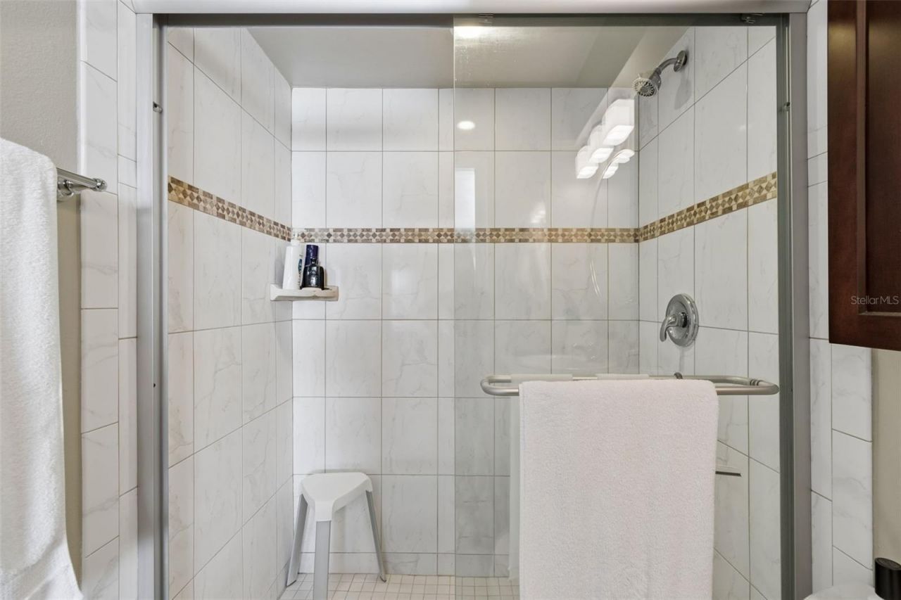 2307 Bay Boulevard , Indian Rocks Beach, FL 33785 Photo