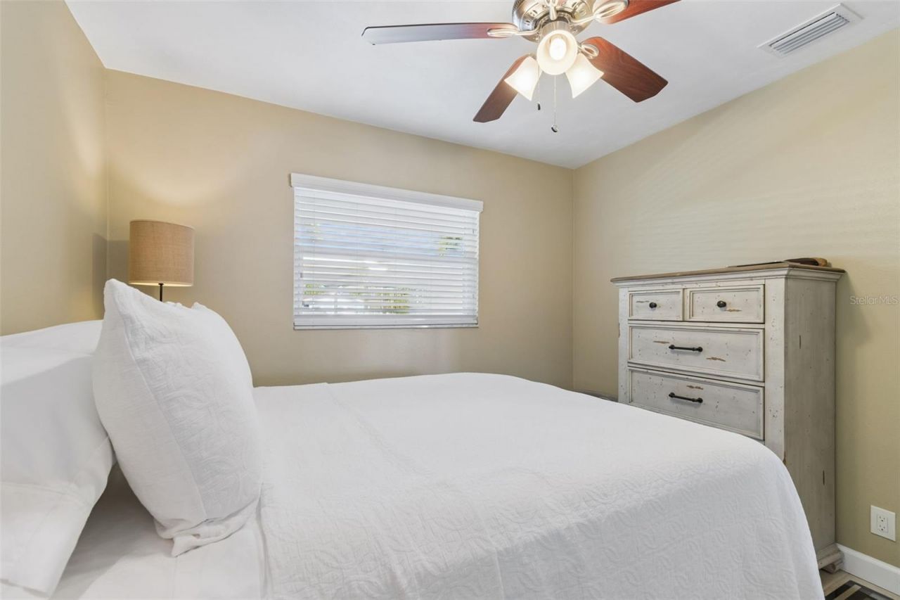 2307 Bay Boulevard , Indian Rocks Beach, FL 33785 Photo