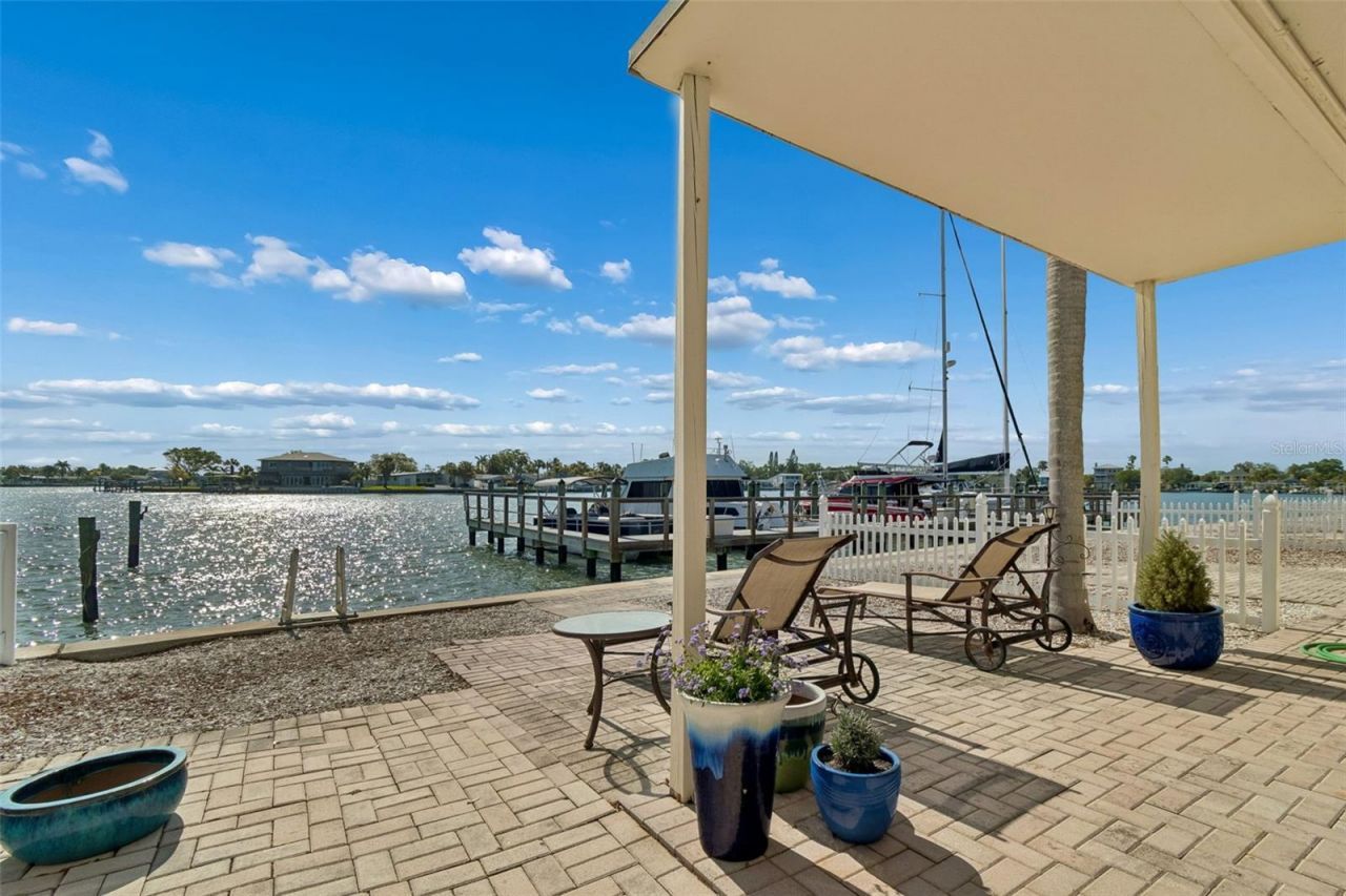 2307 Bay Boulevard , Indian Rocks Beach, FL 33785 Photo