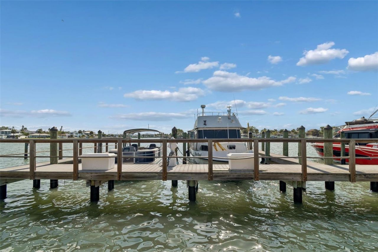 2307 Bay Boulevard , Indian Rocks Beach, FL 33785 Photo