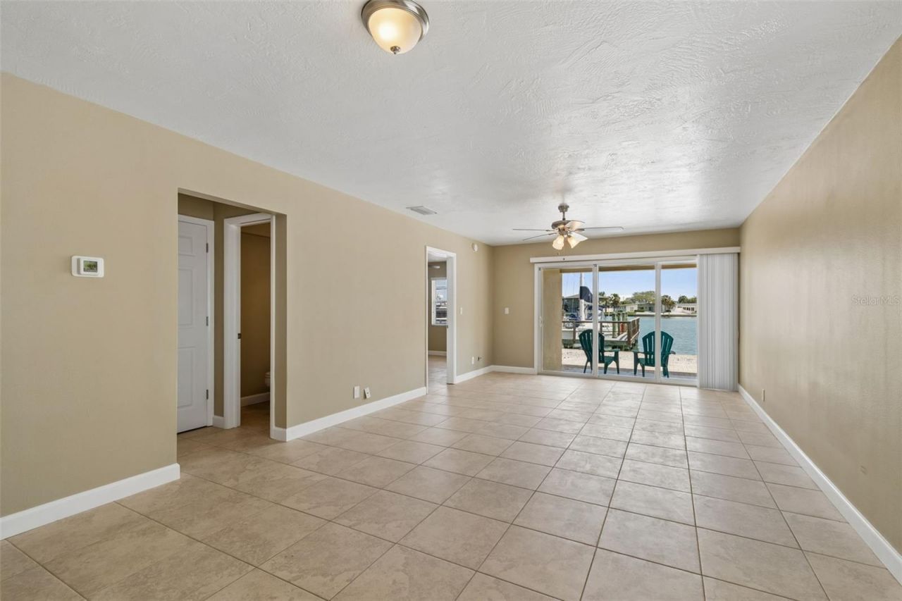 2307 Bay Boulevard , Indian Rocks Beach, FL 33785 Photo
