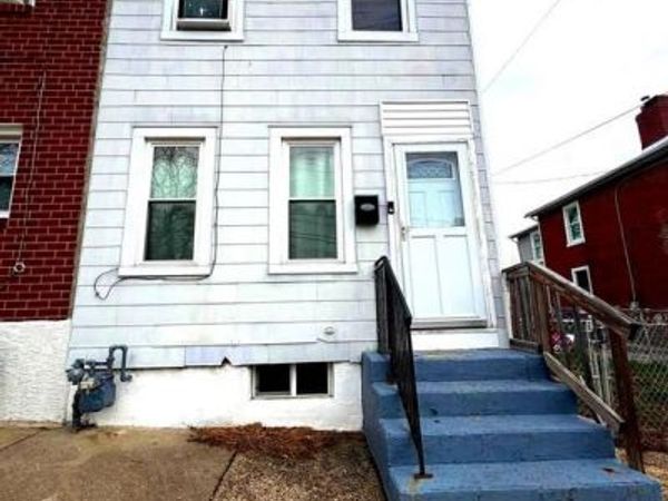 219 E BASIN STREET , NORRISTOWN, PA 19401
