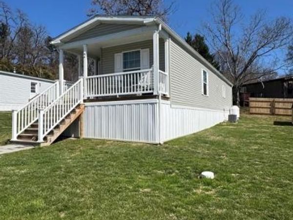 2 PONDEROSA LANE, NEW PROVIDENCE, PA 17560