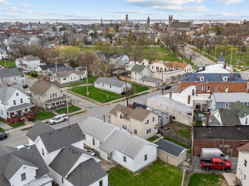 914 Hayes Avenue, Sandusky, OH 44870 Photo 52